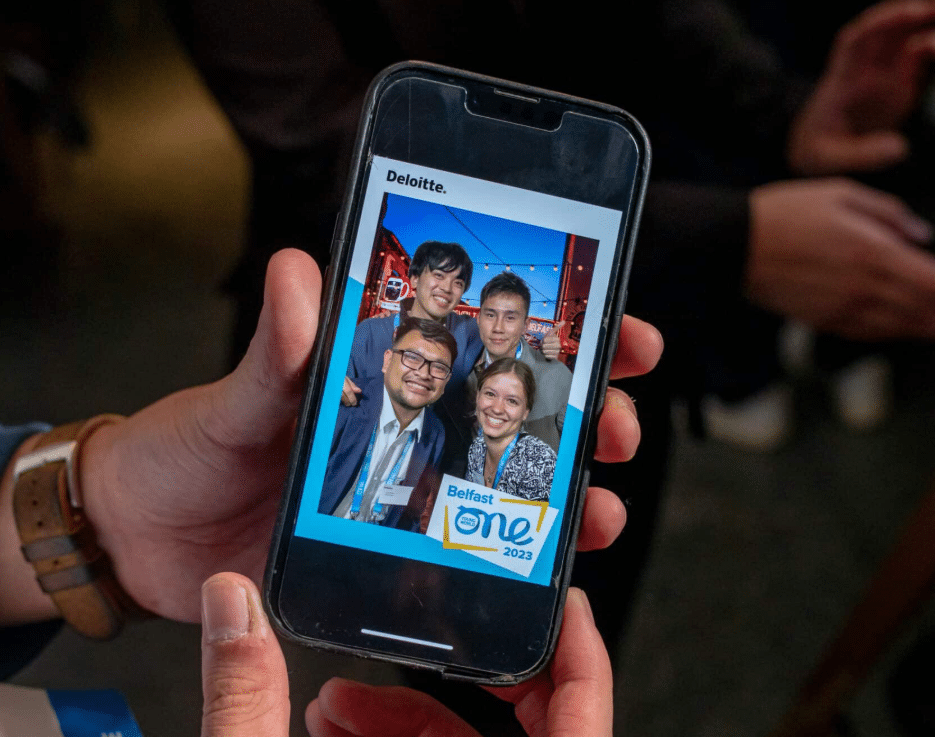 Digital Selfie Station