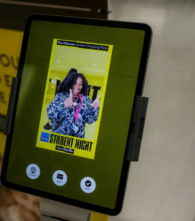 Digital Selfie Station for Party and Corporate Events